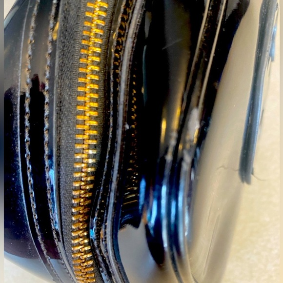 TORY BURCH Black Patent Cosmetic Case, GUC - Picture 5 of 11